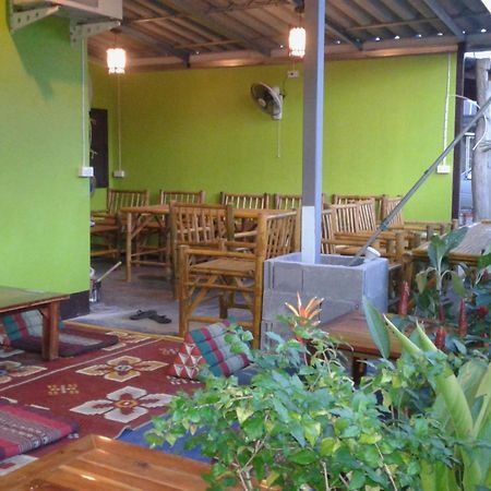 Baan Mook Anda Hostel Ko Lanta Exterior foto